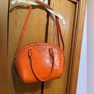 Elegant Orange Shoulder Bag